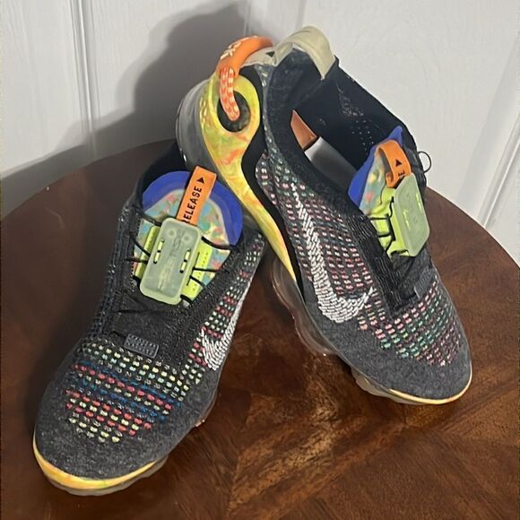 🔥Women NIKE Air Vapormax 2020 FK Flyknit Sz 7 Grey Yellow CJ6741-002 - PERFECT - Picture 3 of 13